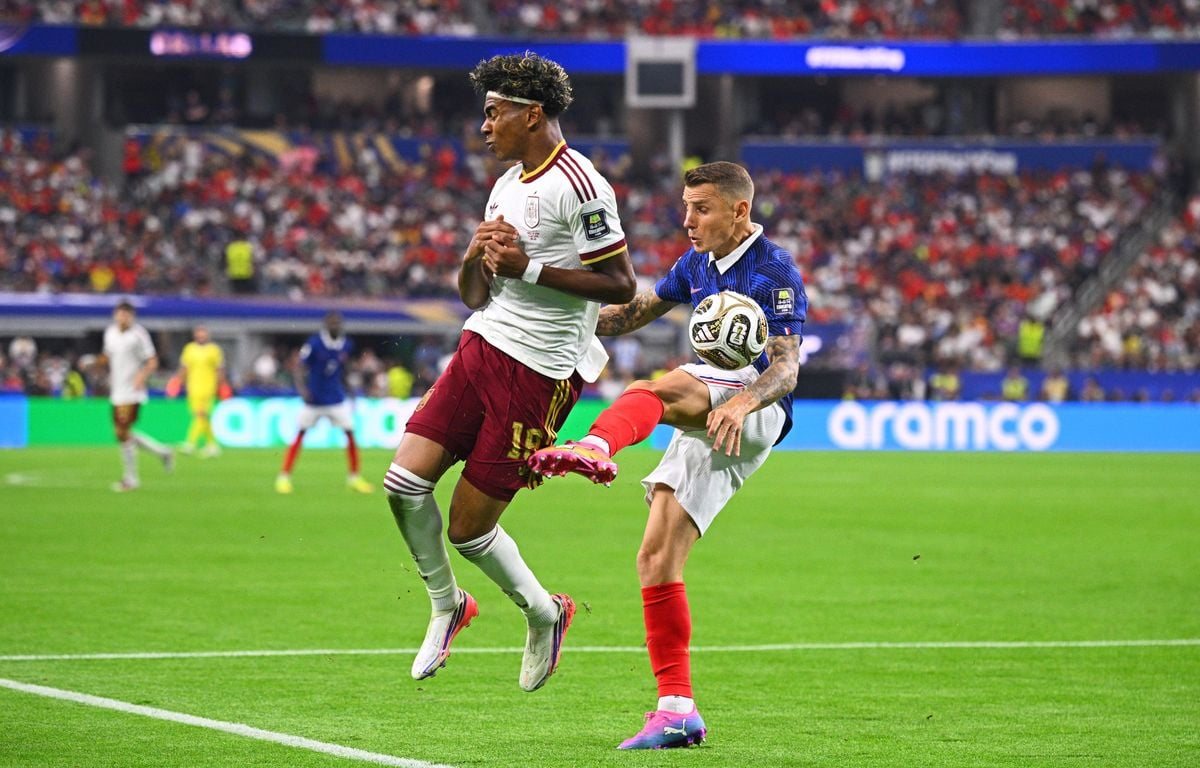 Coupe du monde 2026: la faute de Lucas Digne sur Lamine Yamal offre un penalty décisif à l'Espagne