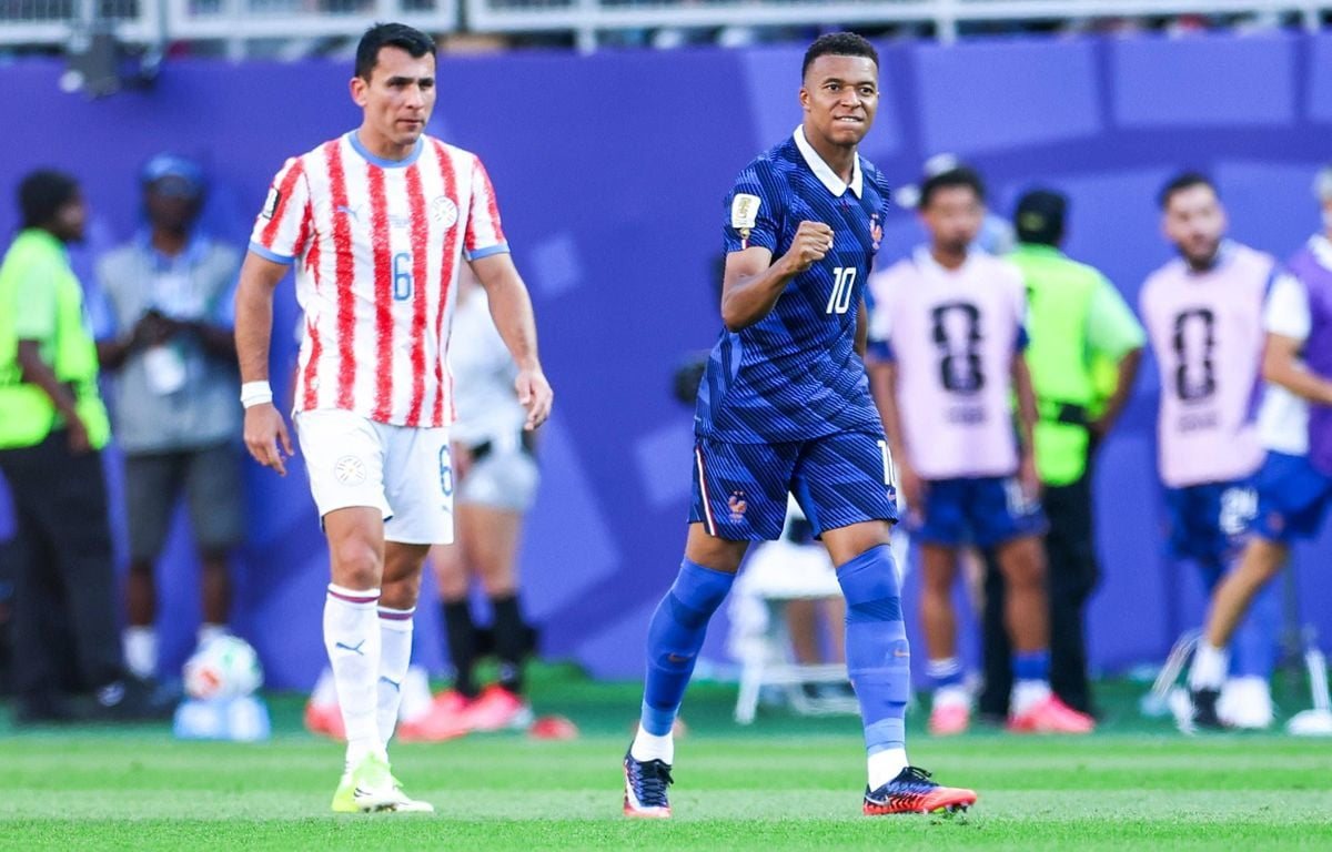 Un mannequin à l’effigie de Kylian Mbappé brûlé au Paraguay lors d’une fête traditionnelle