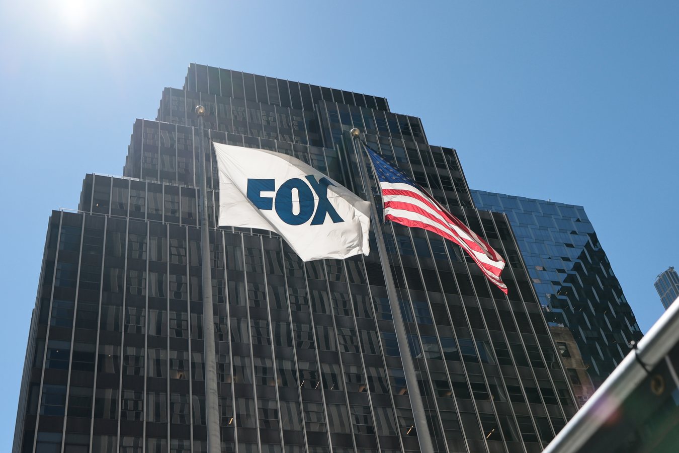 Les actionnaires de Fox et Roku approuvent l'acquisition de 22 milliards de dollars