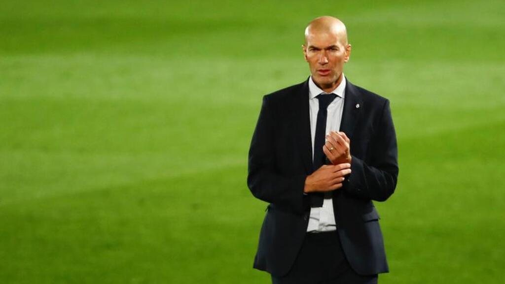 Zinédine Zidane officiellement nommé sélectionneur de l'équipe de France