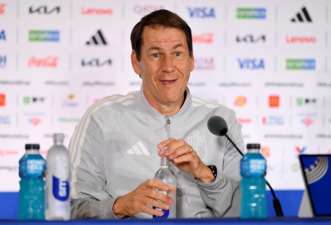« C’est le 1er avril à la Fifa? »: Rudi Garcia ironise sur l’annulation du carton rouge de Balogun