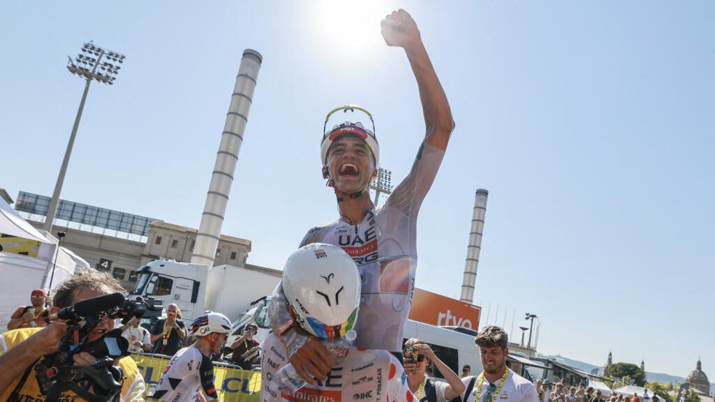 Isaac Del Toro remporte la deuxième étape du Tour de France, Jonas Vingegaard garde le maillot jaune