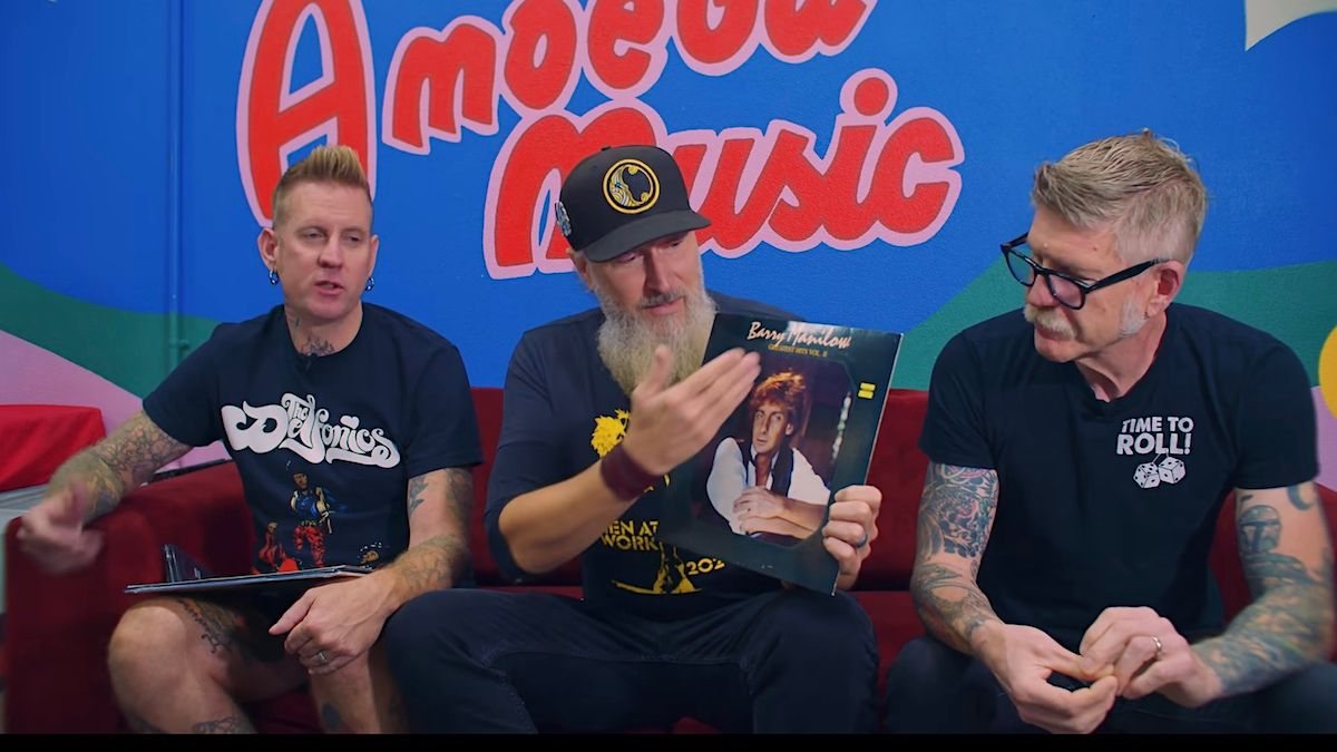 Mastodon dévoile ses coups de cœur chez Amoeba Music dans « What’s In My Bag? »