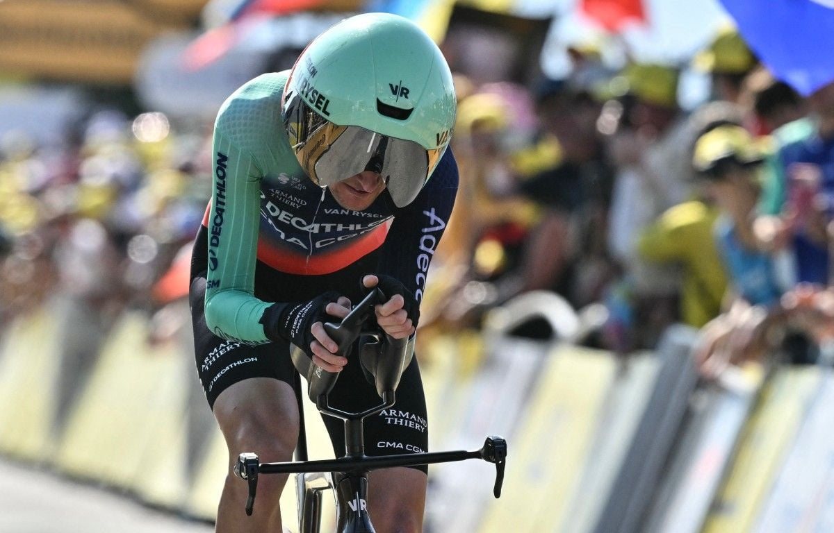 Paul Seixas confirme son rang au contre-la-montre du Tour de France
