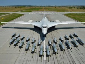 Une frappe ukrainienne sur l'usine d'Azov menace la production de missiles russes Kh-101 et Oreshnik