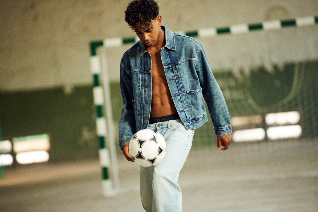 Lamine Yamal lance sa première collection pour American Eagle