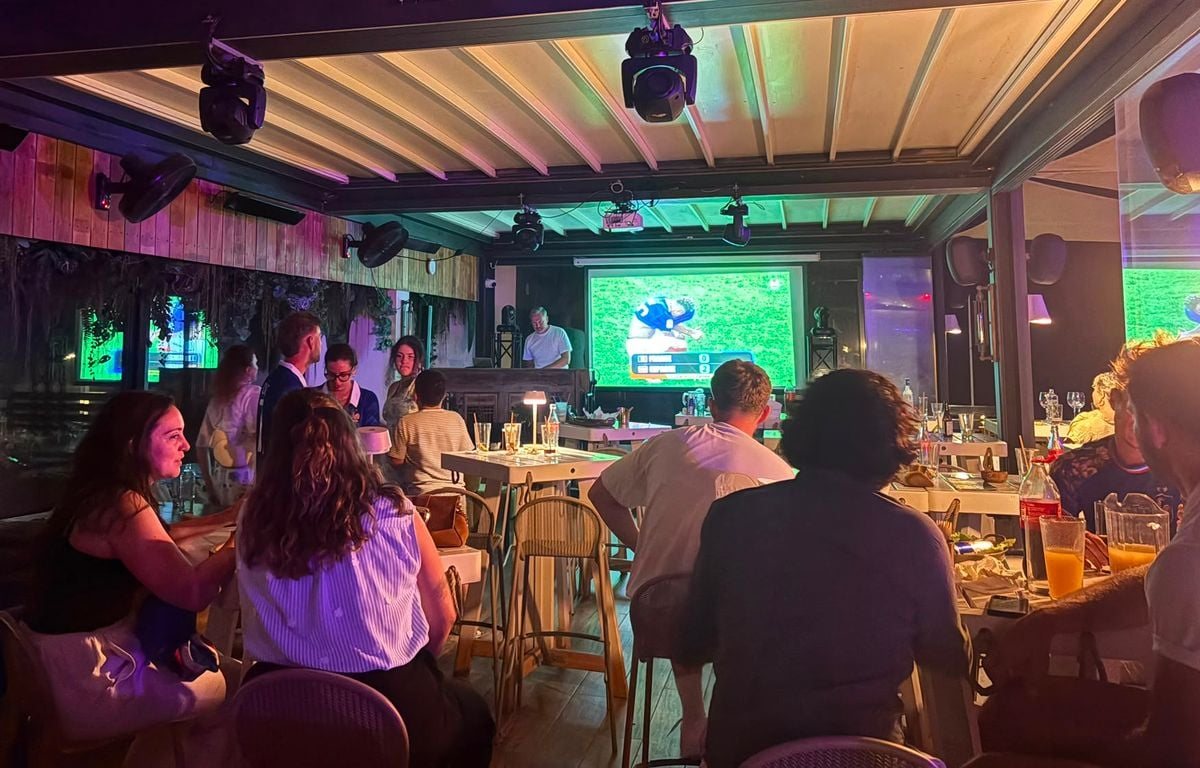 France-Espagne: la déception des supporters après l'élimination des Bleus en demi-finale