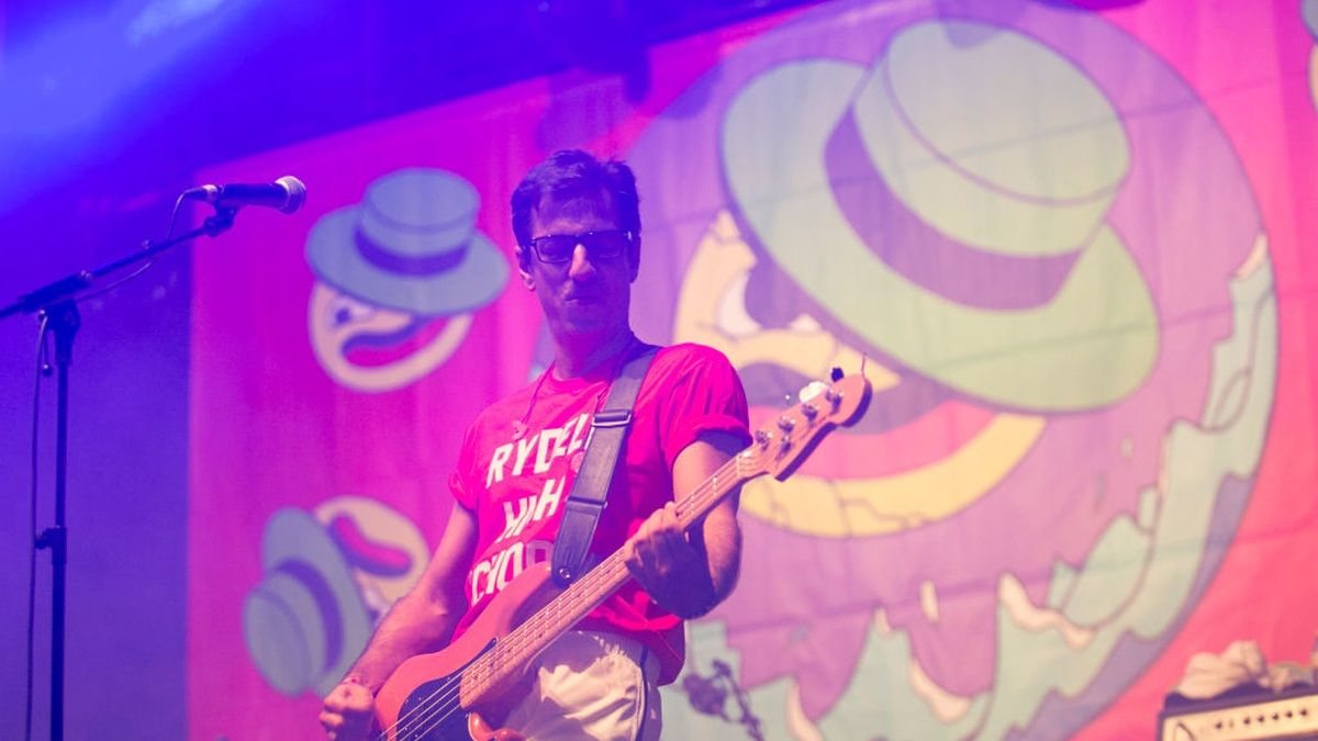 Le groupe punk espagnol Airbag a joué des concerts entiers de reprises de Weezer