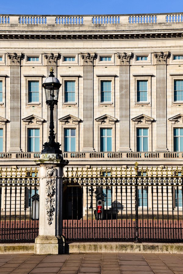 Harry et Meghan restent des membres non actifs de la famille royale malgré leur retour au Royaume-Uni